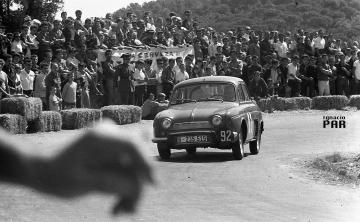 Pujada a Sant Feliu de Codines 1964 (Foto: Ignacio Par)